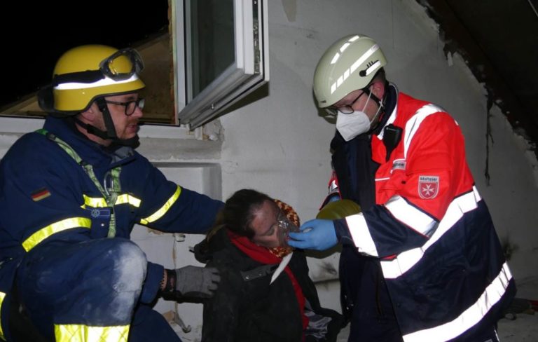 Rettungsaktion nach Verpuffung THW Borken/Bocholt